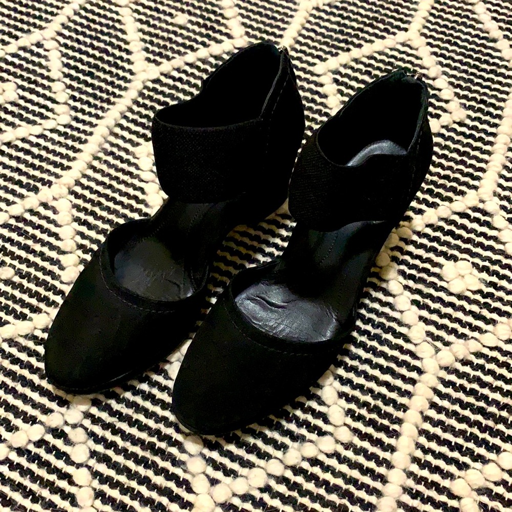 NURTURE "Larow" Black Nubuck Suede Wedge Comfort Zipper Closure. Size 9